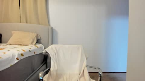 Snapshot of gymjock22 chatting on December 22, 9:31 pm GymJock22 online show from December 22, 9:31 pm