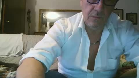 gyrdy online show from February 8, 4:36 pm