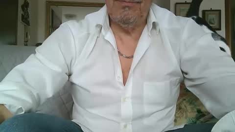 gyrdy online show from March 10, 2:26 pm