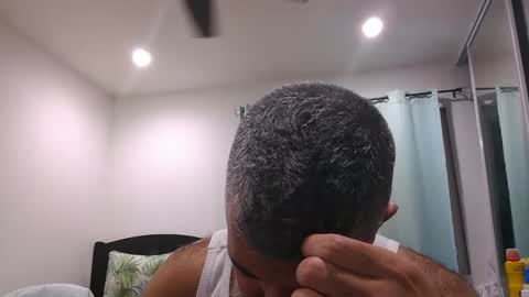 h0nest84 online show from September 23, 6:18 am