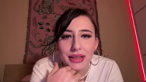 Helga online show from March 28, 5:14 pm