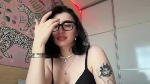Helga online show from July 1, 4:59 pm