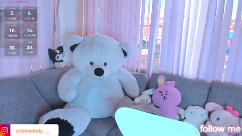 Hello Kitty online show from February 4, 12:31 pm