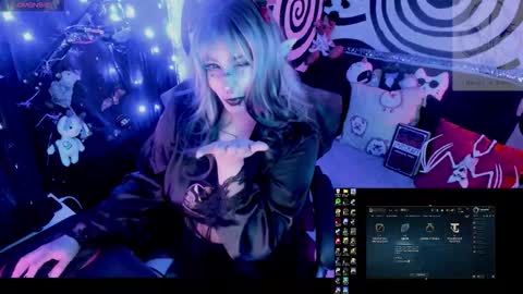 Hachi online show from November 15, 9:00 am