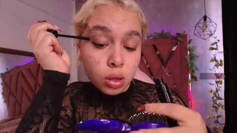 Haely online show from September 25, 12:34 pm