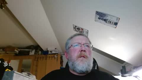 Haiflosse online show from February 19, 6:29 pm