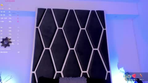 Kendal online show from October 18, 5:44 am