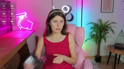Snapshot of hailey__green chatting on February 10, 10:09 pm Hailey Green online show from February 10, 10:09 pm