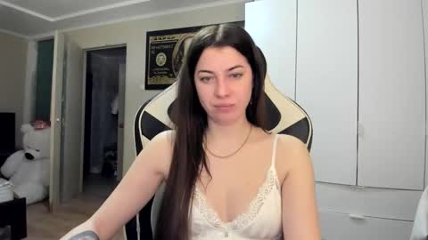 Sk     pe     Anya388109 online show from December 19, 9:32 pm