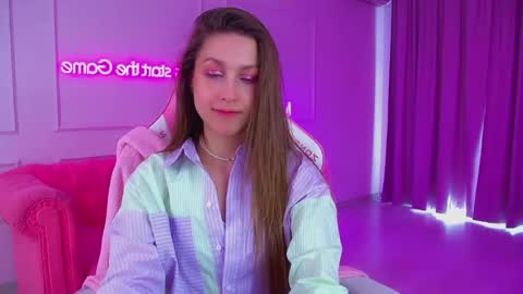 Hailey online show from July 20, 10:39 am