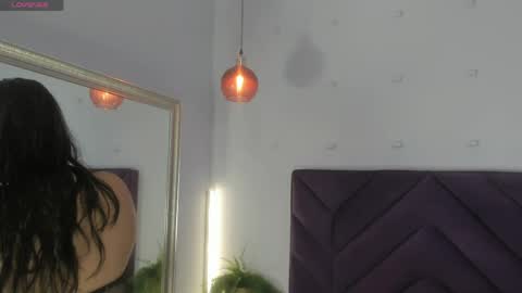 haileystonei online show from June 8, 12:06 pm