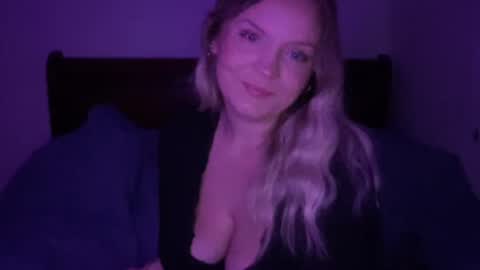 Hailsraexx online show from September 28, 1:47 am