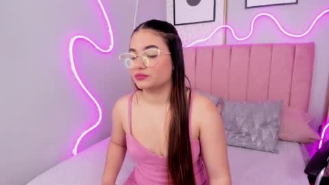 Haily  online show from April 18, 7:40 pm