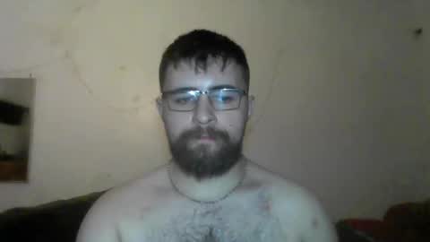 Snapshot of hairy_man_69_ chatting on September 15, 11:28 pm horny online show from September 15, 11:28 pm