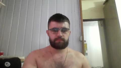 Snapshot of hairy_man_69_ chatting on January 11, 12:55 am horny online show from January 11, 12:55 am