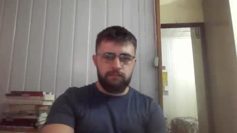 Snapshot of hairy_man_69_ chatting on February 26, 4:52 am horny online show from February 26, 4:52 am