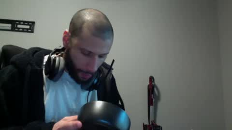 hairydadbod6 online show from December 4, 11:30 pm