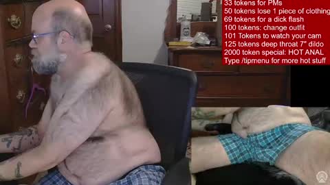 HairyDaddyBear69 online show from June 9, 1:17 am