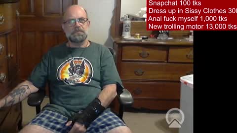 HairyDaddyBear69 online show from January 13, 2:52 am