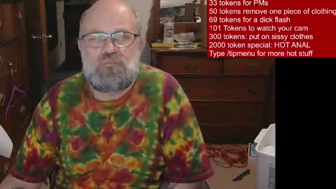 HairyDaddyBear69 online show from June 7, 12:38 am
