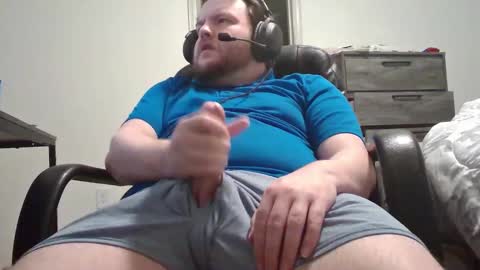 hairymikey online show from February 19, 5:17 am