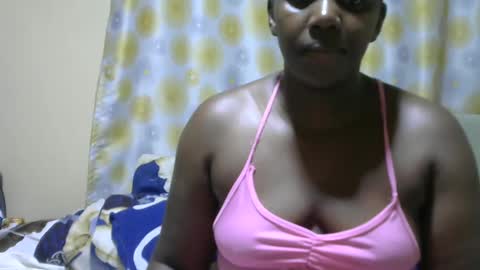 hairypussybigassy001 online show from February 20, 8:14 pm