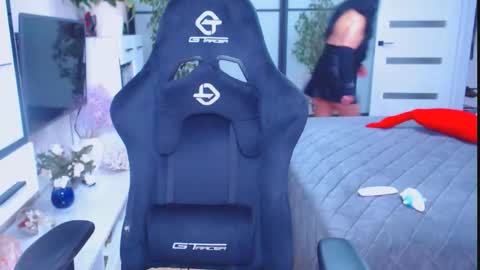 Monika online show from October 10, 10:54 am