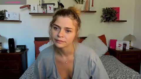 Haley online show from October 10, 11:27 am