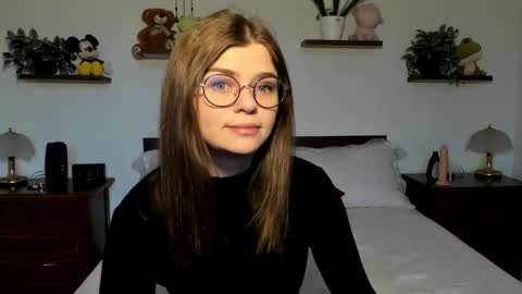 Haley online show from February 19, 8:24 am