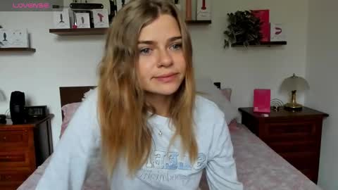 Haley online show from September 26, 9:50 am