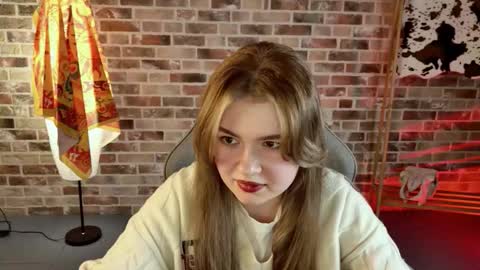 HaleySun online show from October 14, 1:47 pm