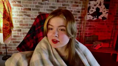 HaleySun online show from October 22, 2:08 pm