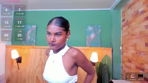 Halley Lorens online show from March 30, 7:14 pm