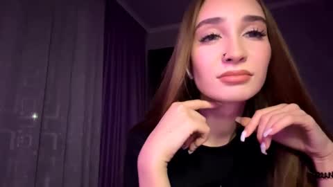 Holly online show from November 5, 5:26 pm