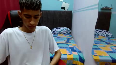 hamcummboy20 online show from March 1, 12:39 am