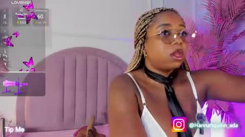 hanaahquinn online show from July 18, 11:56 am