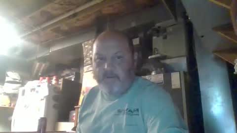 naked man online show from April 30, 3:22 am