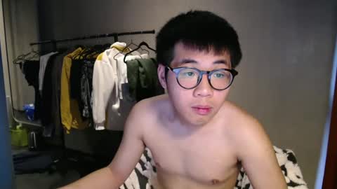 handsome_mannn online show from February 9, 12:52 pm