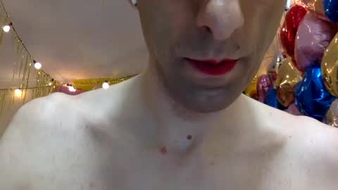 HandsomeAlfie online show from July 7, 8:13 pm