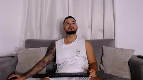 Handsomen online show from June 5, 10:42 am