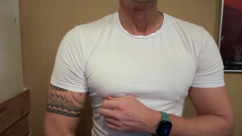 Snapshot of hankmoody6 chatting on December 18, 8:53 am hanky online show from December 18, 8:53 am