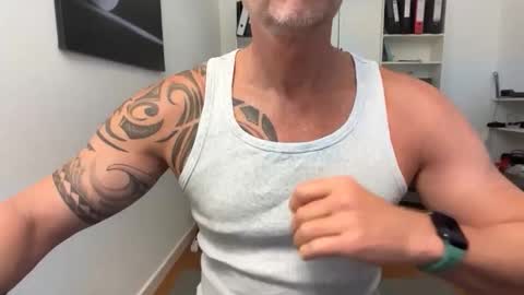 Snapshot of hankmoody6 chatting on September 22, 7:56 am hanky online show from September 22, 7:56 am