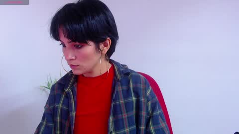 Sara online show from January 8, 4:33 pm