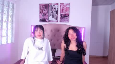 Hanna  online show from December 17, 7:20 pm