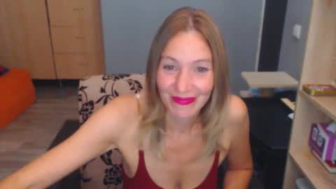 hanna_ha online show from September 26, 7:55 pm