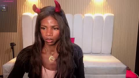 hanna_lamber online show from February 3, 10:52 am