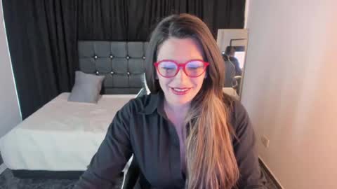 hanna_ma online show from September 30, 2:49 pm