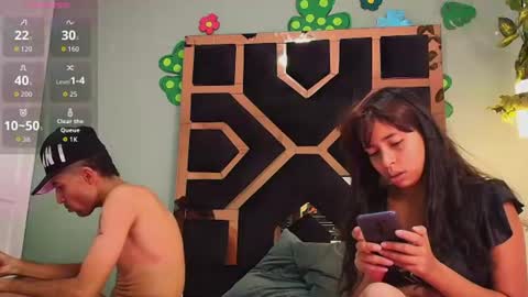 HANNA Y SEBAS online show from August 4, 6:59 pm