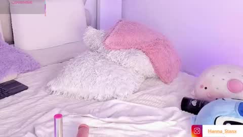 Hanna  online show from October 3, 11:57 pm