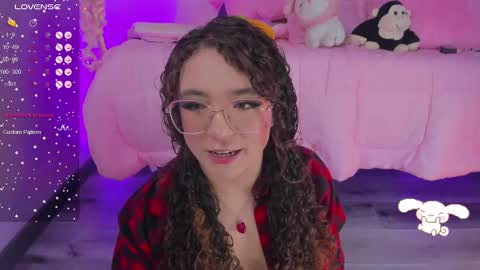 hannacutegod online show from October 9, 7:58 am